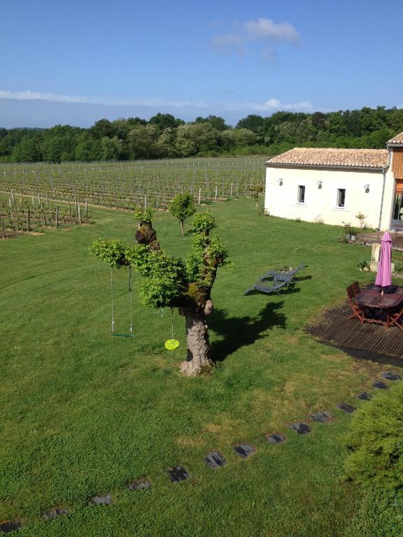 فندق Saint-Sulpice-et-Cameyracفي  Chateau Nardou الغرفة الصورة